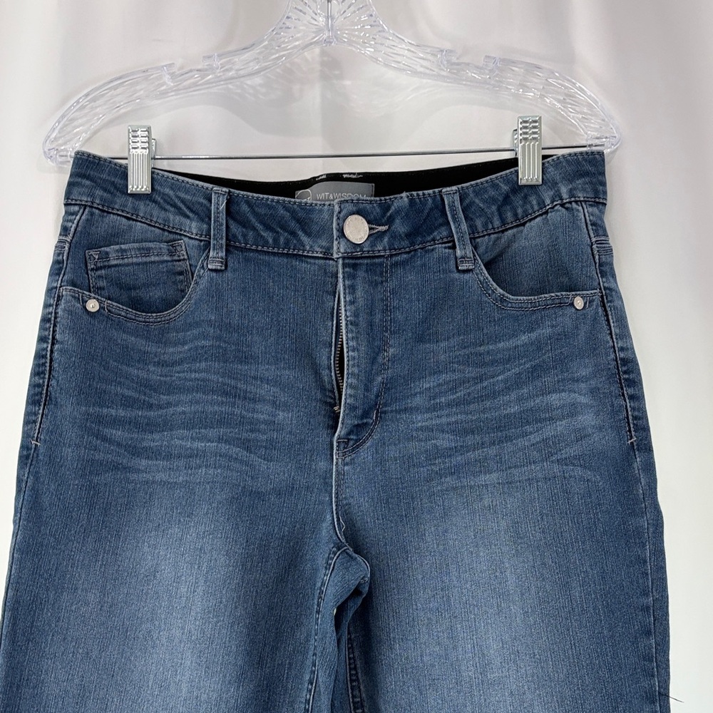 Women's Wit and Wisdom Blue Jeans - Picture 2 of 8